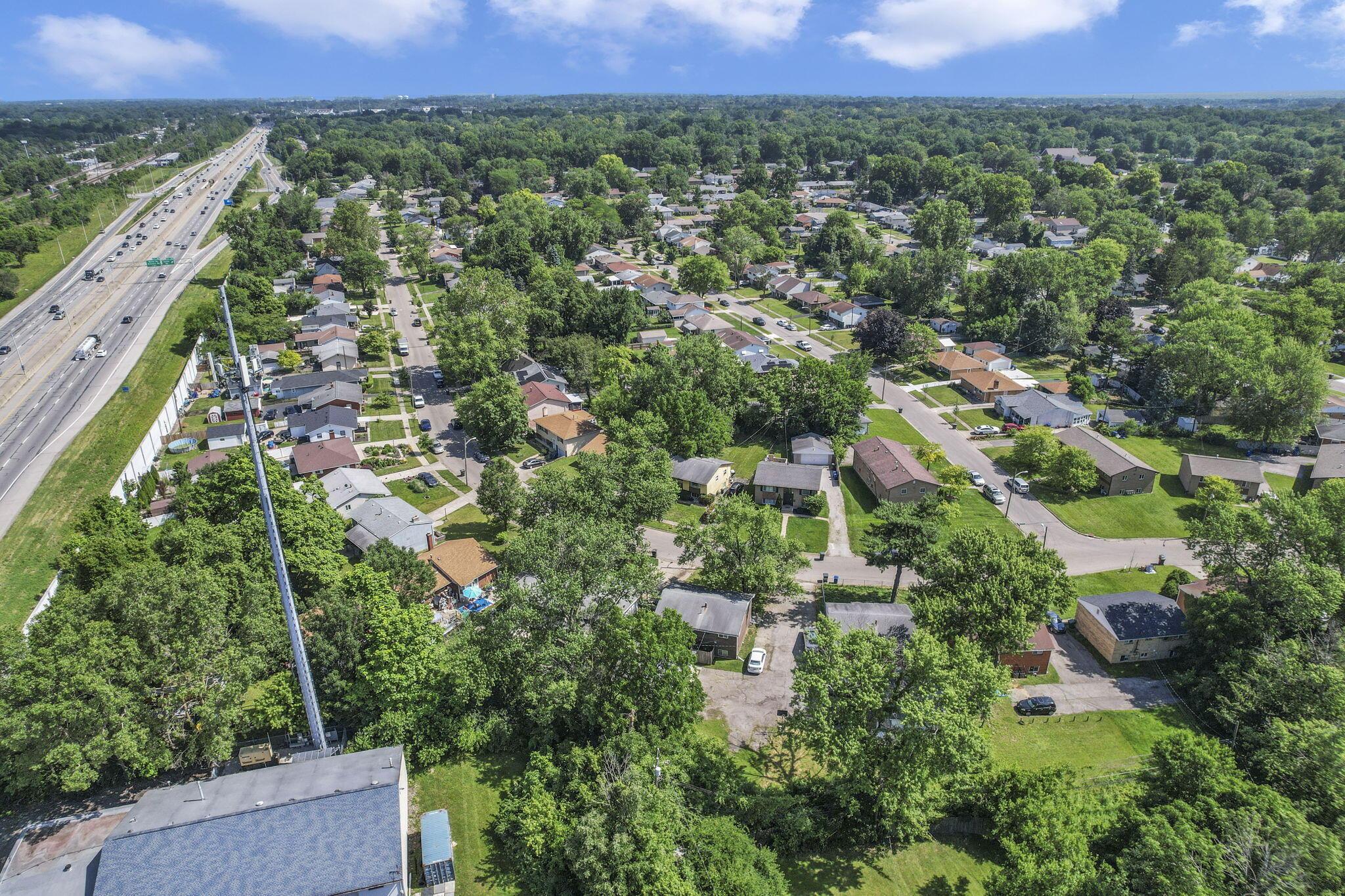 3726 Beulah Road Columbus, OH 43224 - Photo 34 of 40 50-web-or-mls-DJI_0985