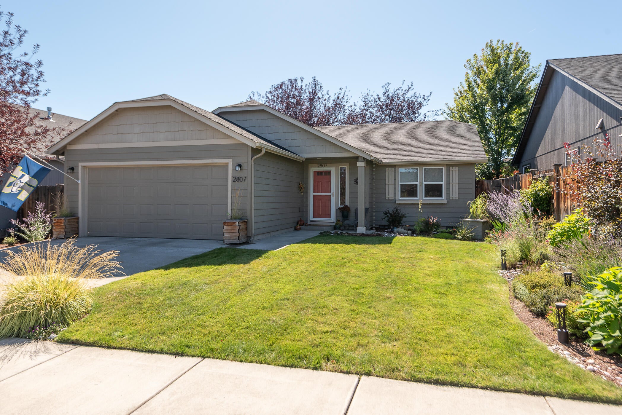 2807 Northeast Spring Water Place Bend, OR 97701 - Photo 1 of 21 01