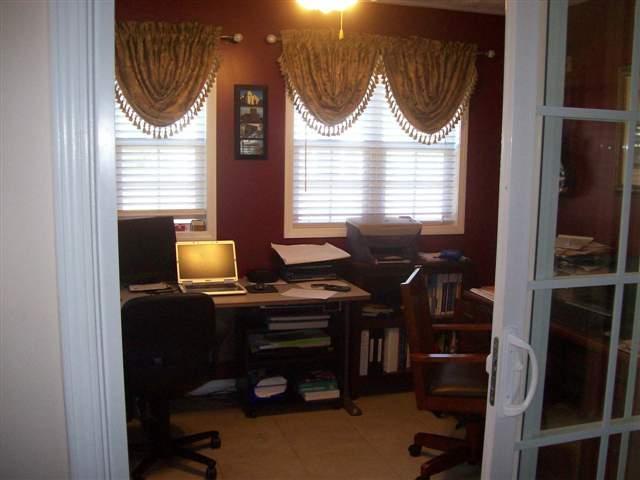 9824 Conifer Lane Murrells Inlet, SC 29576 - Photo 5 of 13 Gallery Image 5