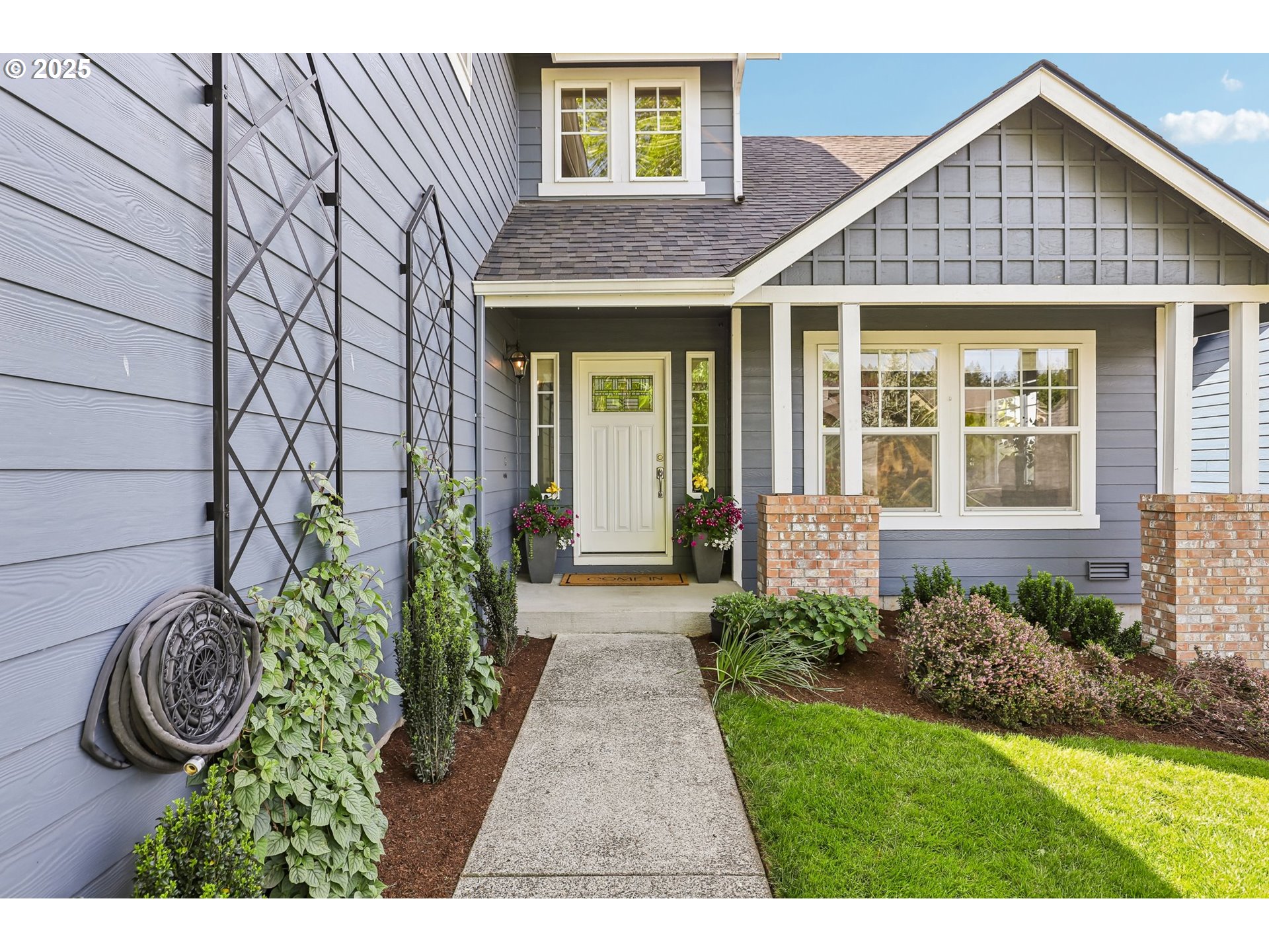 3465 Northwest Conrad Street Camas, WA 98607 - Photo 3 of 33 Gallery Image 3
