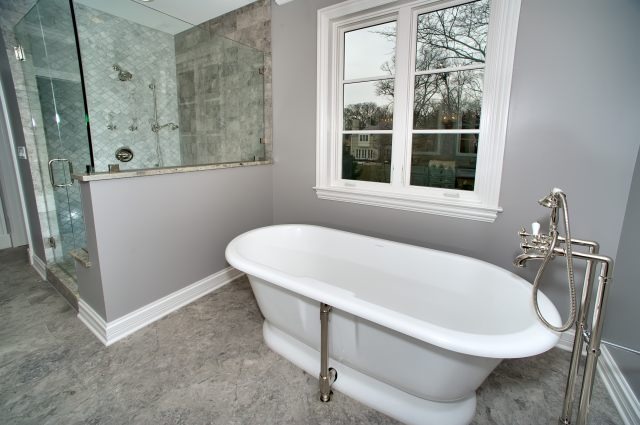 344 Forest Road Hinsdale, IL 60521 - Photo 18 of 25 a white bath tub sitting next to a window