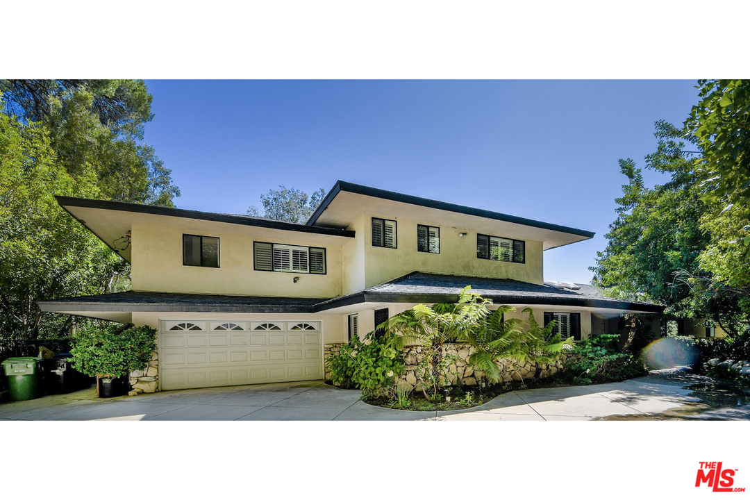 9545 Hidden Valley Road Beverly Hills, CA 90210 - Photo 5 of 28 Gallery Image 5