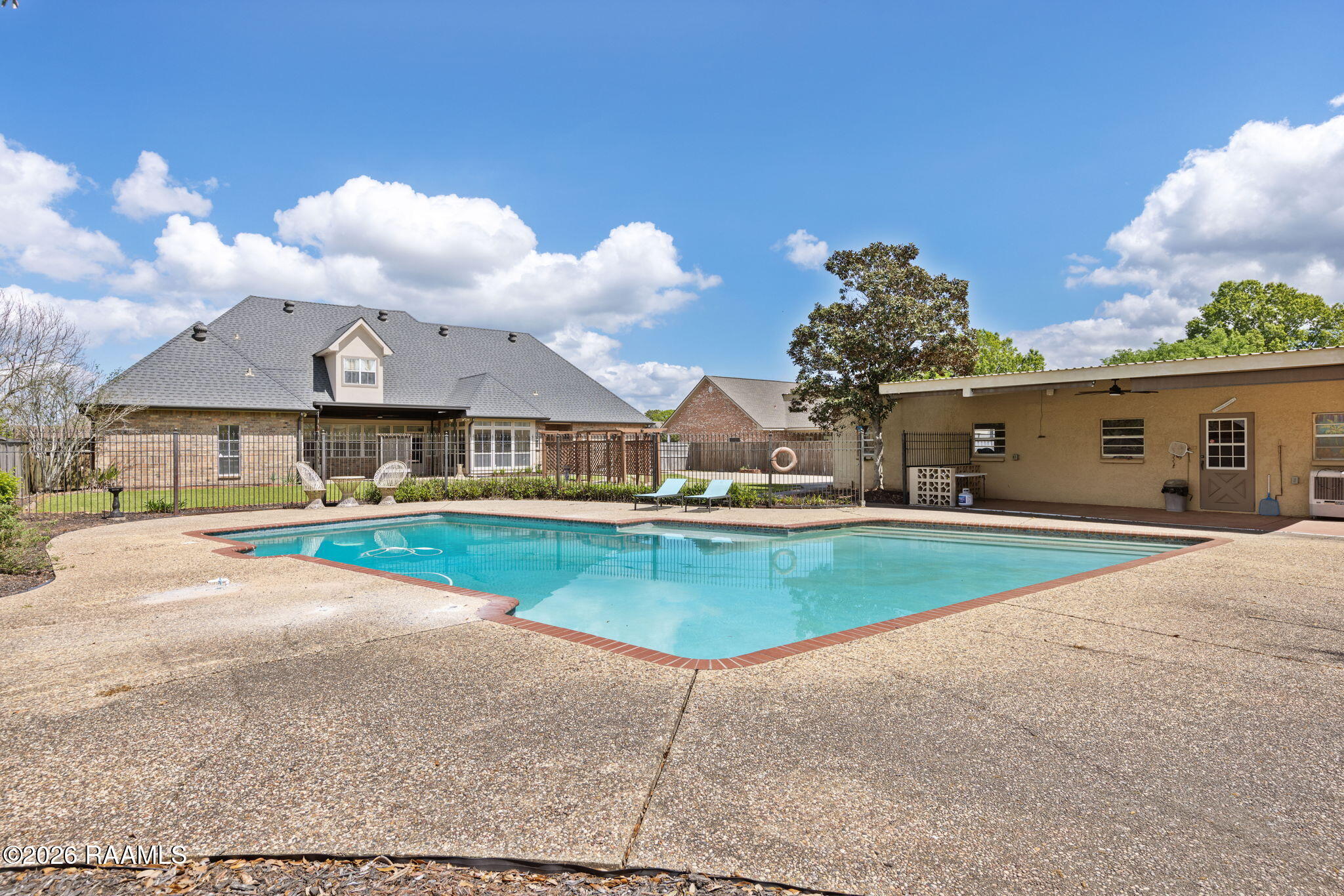 106 Rue Beau Soleil Broussard, LA 70518 - Photo 31 of 34 Gunite Pool