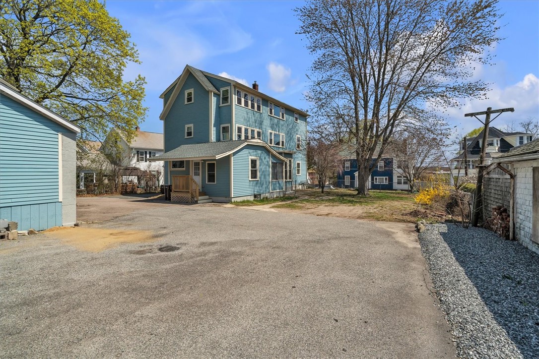 32 Summer Street Woonsocket, RI 02895 - Photo 7 of 48