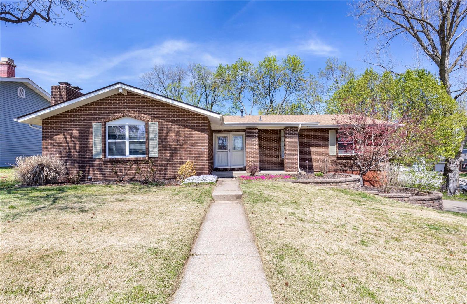 3110 Flintlock Path St. Charles, MO 63301 - Photo 3 of 36 Gallery Image 3