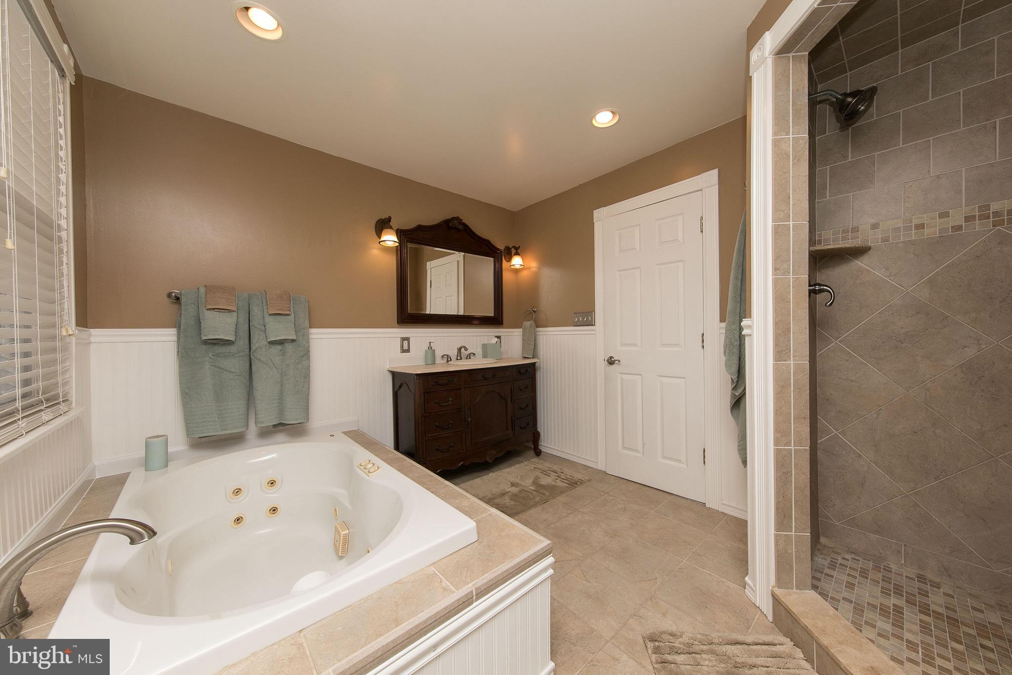 252 Rector Street Philadelphia, PA 19128 - Photo 12 of 17 Gallery Image 12