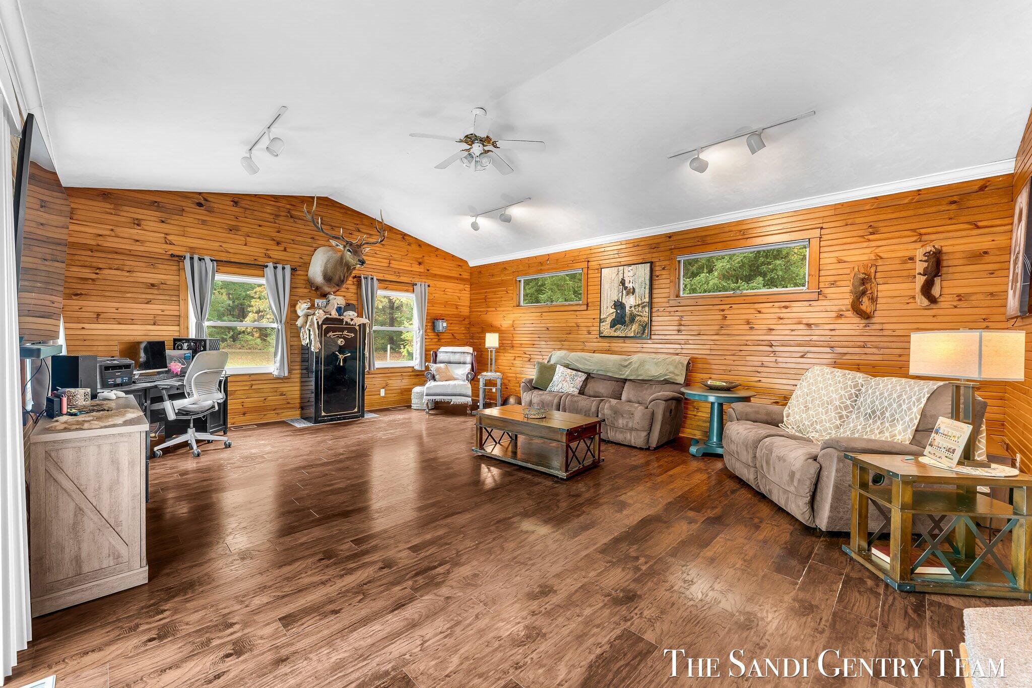 6890 14th Street Spring Lake, MI 49456 - Photo 17 of 50 17-AIV00374