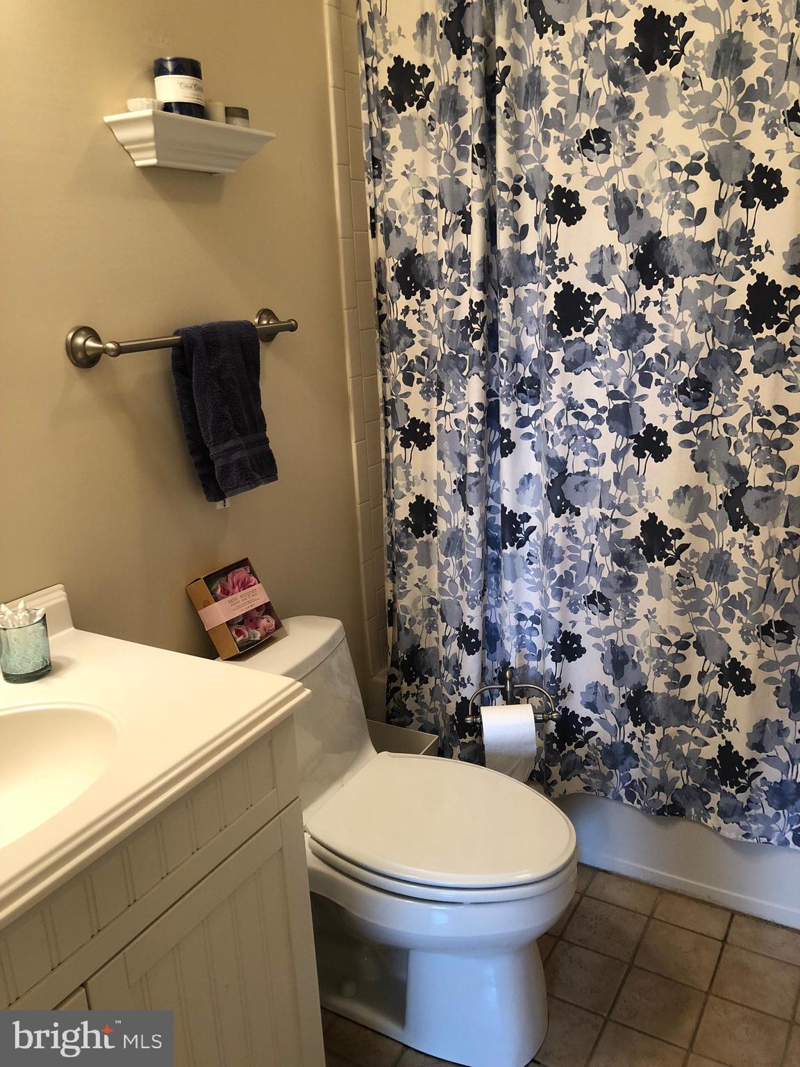 8211 Alston Road Baltimore, MD 21204 - Photo 34 of 41 Bathroom 2-Hall