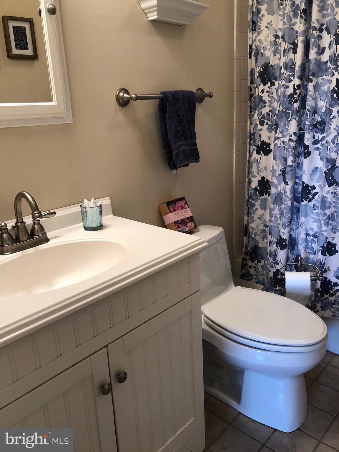 8211 Alston Road Baltimore, MD 21204 - Photo 35 of 41 Bathroom 2-Hall