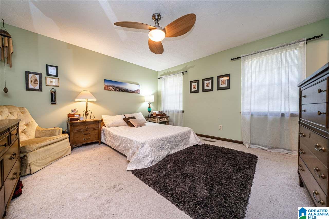 1312 Michael Drive Alabaster, AL 35007 - Photo 14 of 35