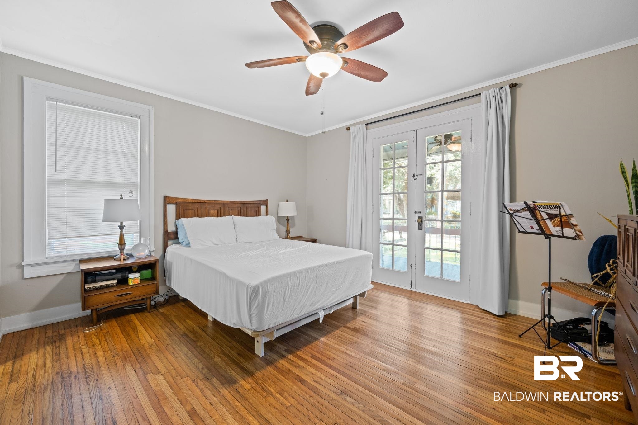 151 Houstreeton Street Mobile, AL 36606 - Photo 16 of 27 Primary Bedroom