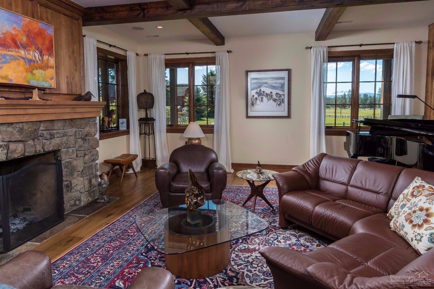 60550 Tekampe Road Bend, OR 97702 - Photo 4 of 19 8" custom wood floors are European Oak t