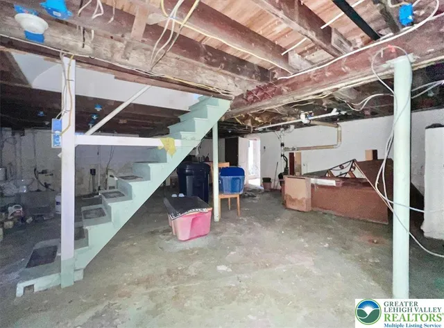 a view of filled with entryway