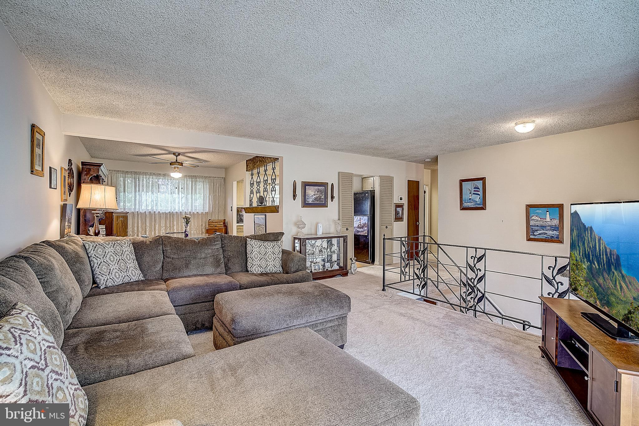 11 Rutgers Drive Delran, NJ 08075 - Photo 4 of 38 Gallery Image 4