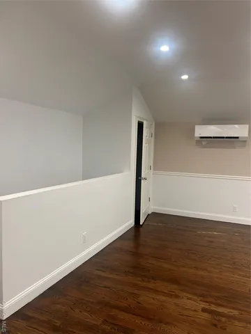 $4,500 | 147-24 224th Street, Unit SECOND | Brookville