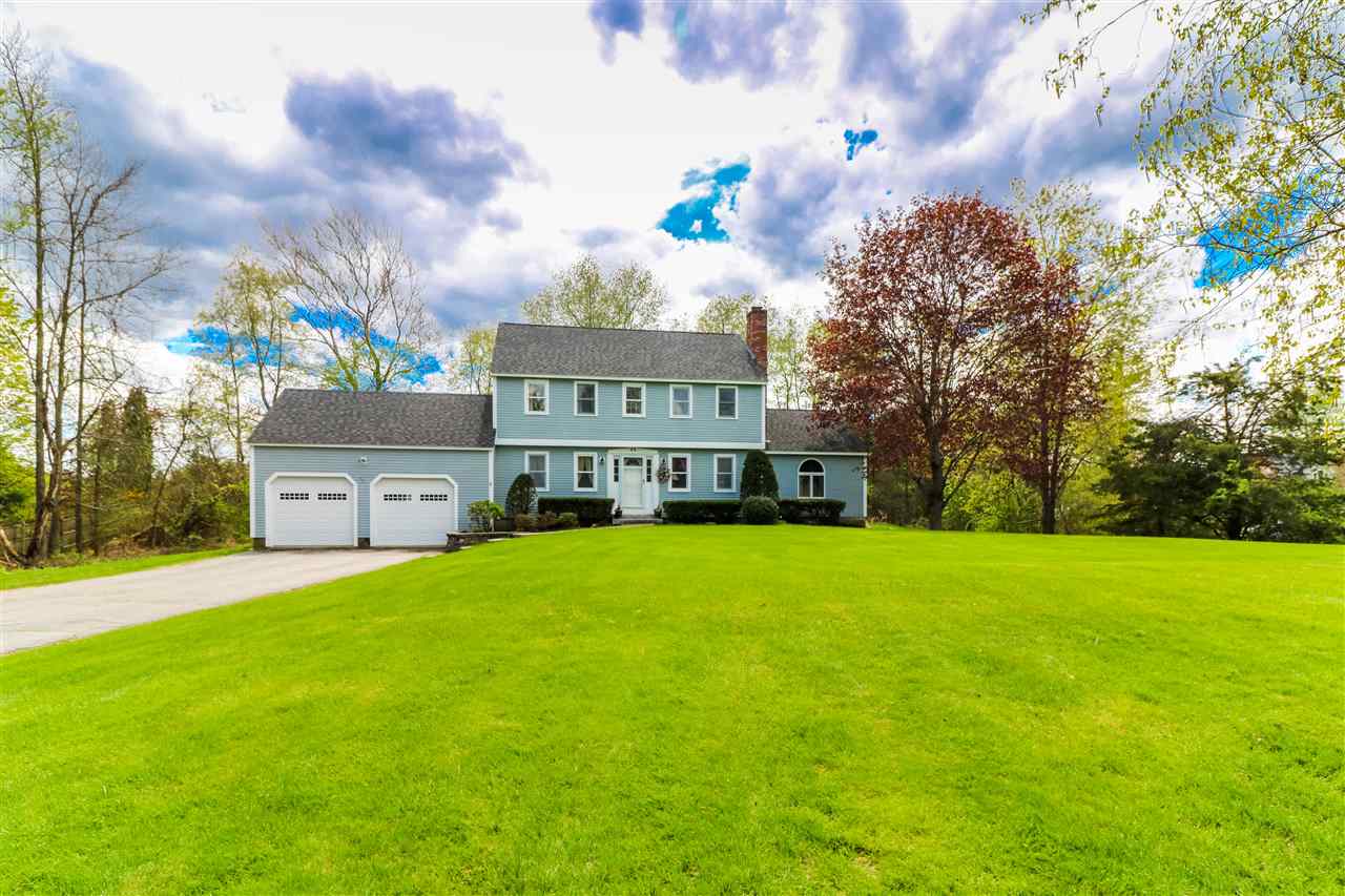 3 Smith Farm Stratham, NH 03885 - Photo 2 of 39