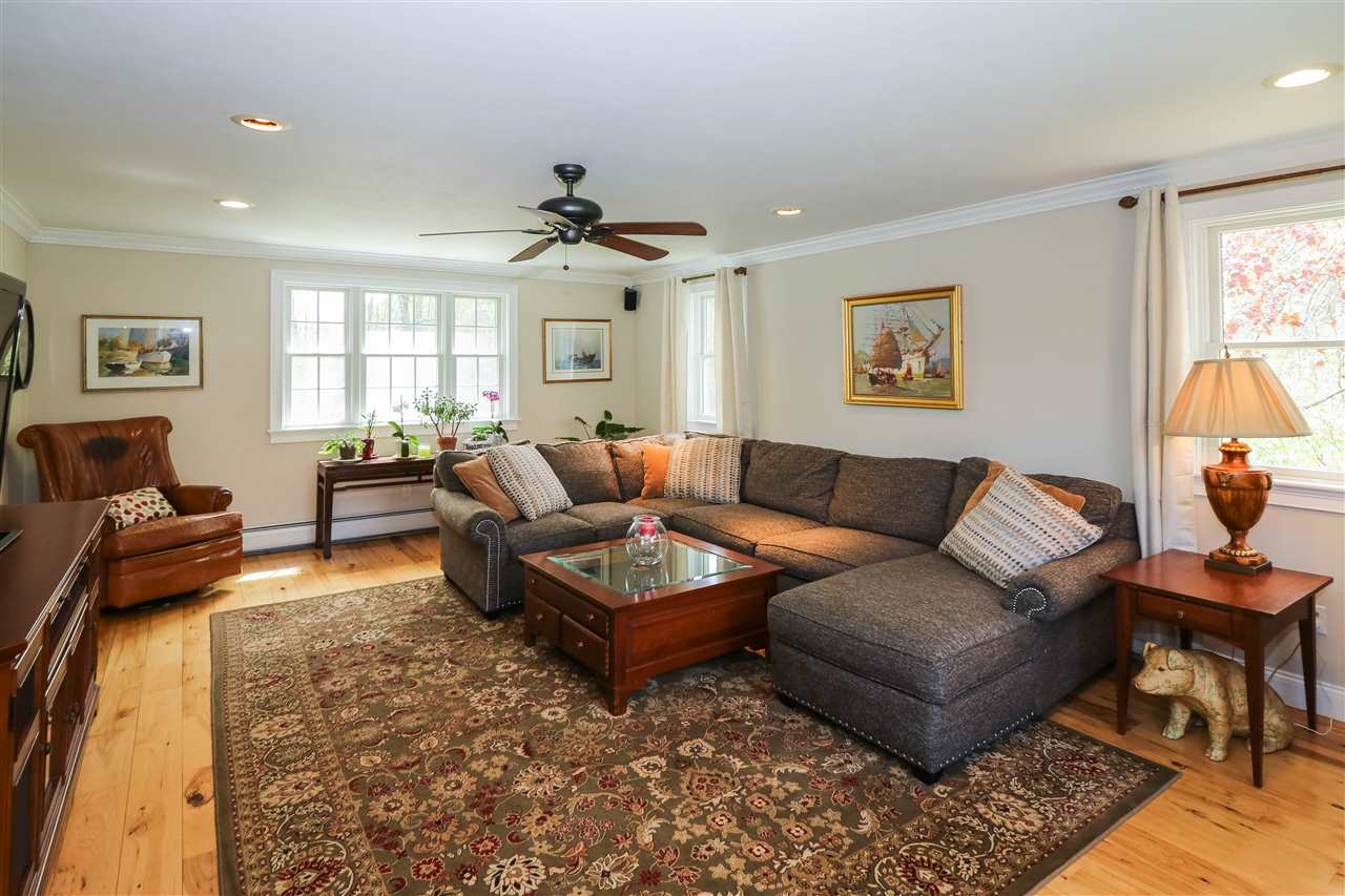 3 Smith Farm Stratham, NH 03885 - Photo 11 of 39