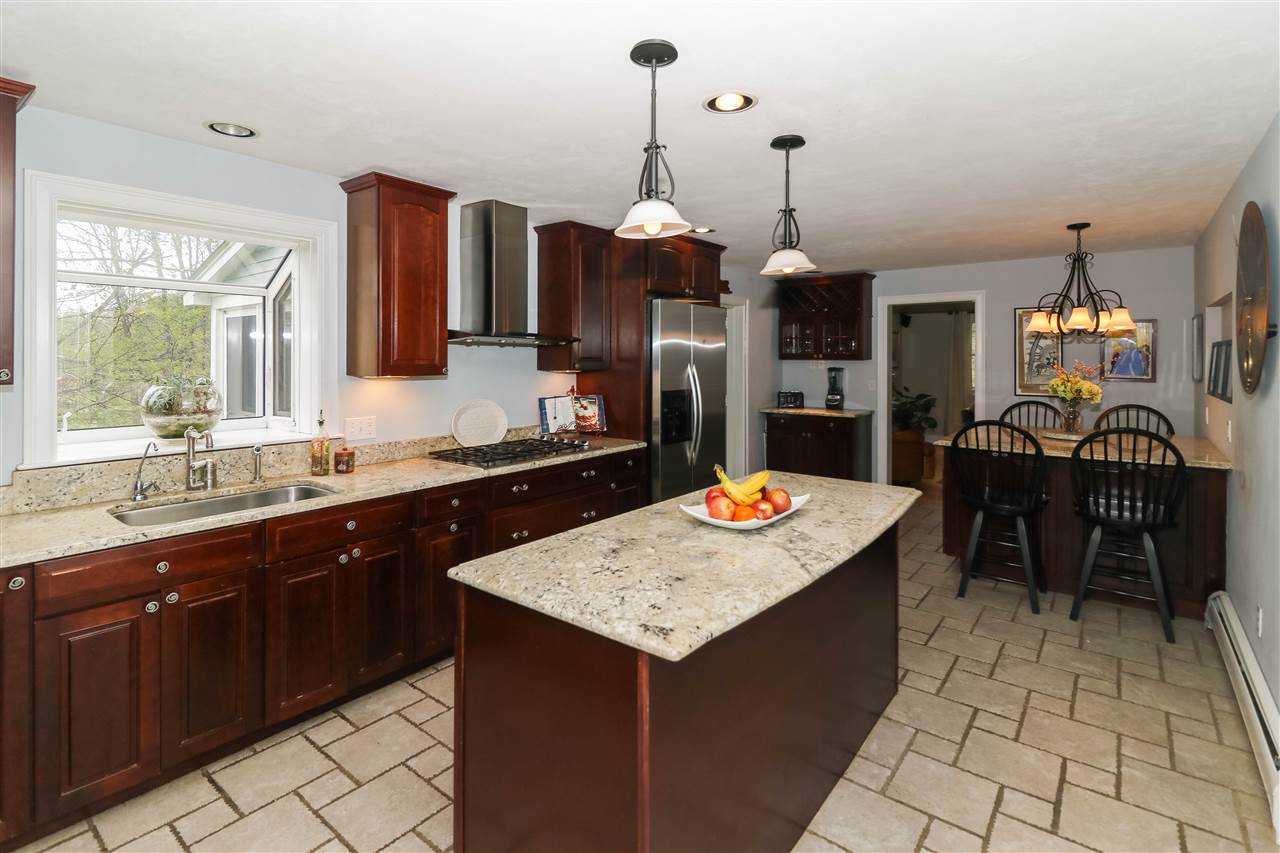 3 Smith Farm Stratham, NH 03885 - Photo 14 of 39