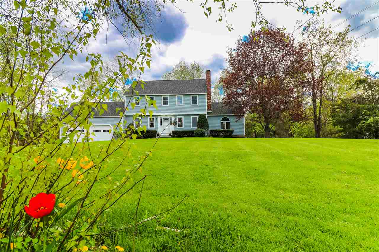3 Smith Farm Stratham, NH 03885 - Photo 5 of 39