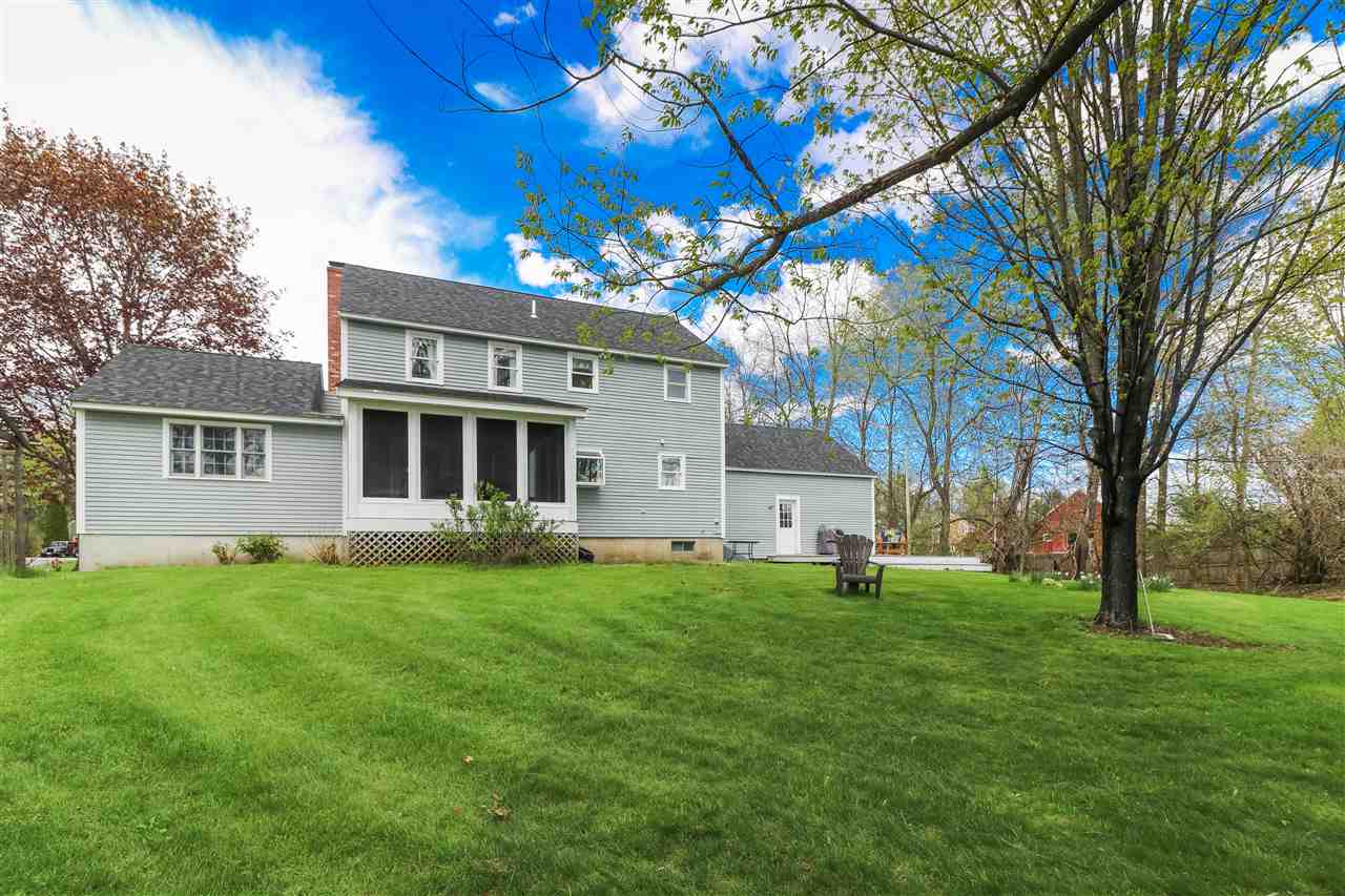3 Smith Farm Stratham, NH 03885 - Photo 8 of 39
