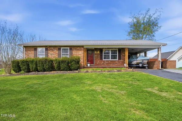 $369,000 | 900 Huffine Road, Johnson City, TN 37604