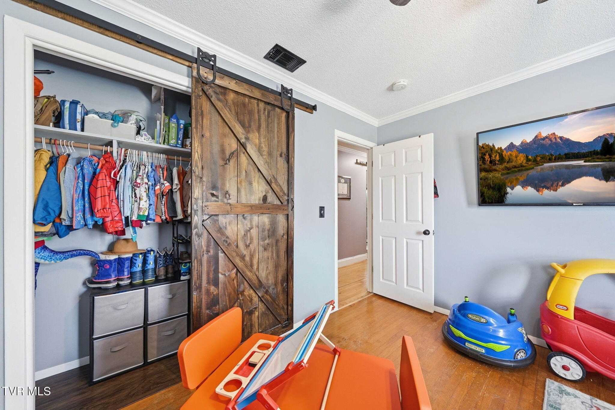 900 Huffine Road Johnson City, TN 37604 - Photo 8 of 26 7-web-or-mls-900 Huffine Rd-15