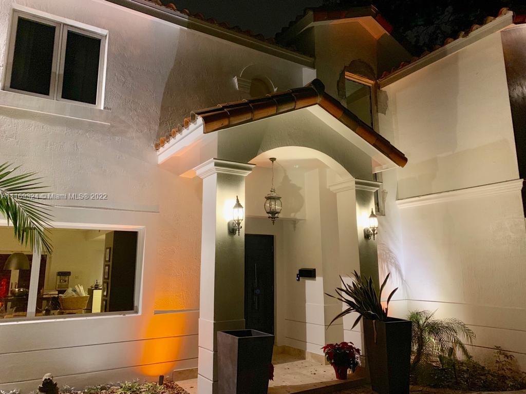 1830 Chucunantah Road Miami, FL 33133 - Photo 5 of 8