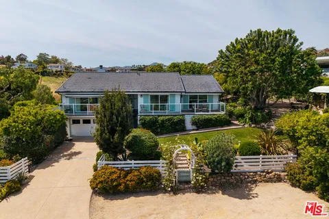 $3,795,000 | 6363 Zumirez Drive, Malibu, CA 90265