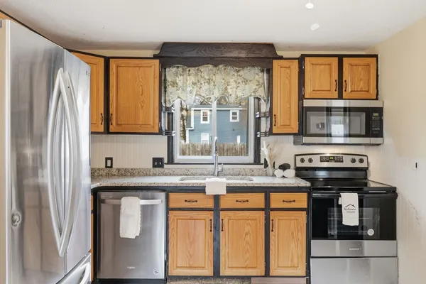 $317,900 | 104 Chateaugay Street, Chicopee, MA 01020