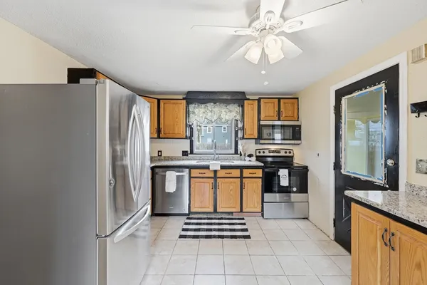 $317,900 | 104 Chateaugay Street, Chicopee, MA 01020