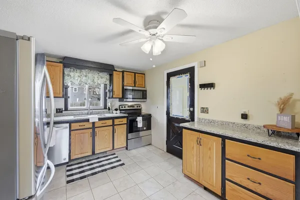 $317,900 | 104 Chateaugay Street, Chicopee, MA 01020