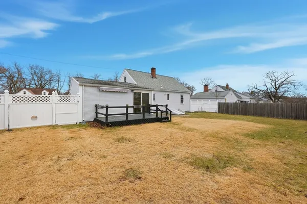 $317,900 | 104 Chateaugay Street, Chicopee, MA 01020