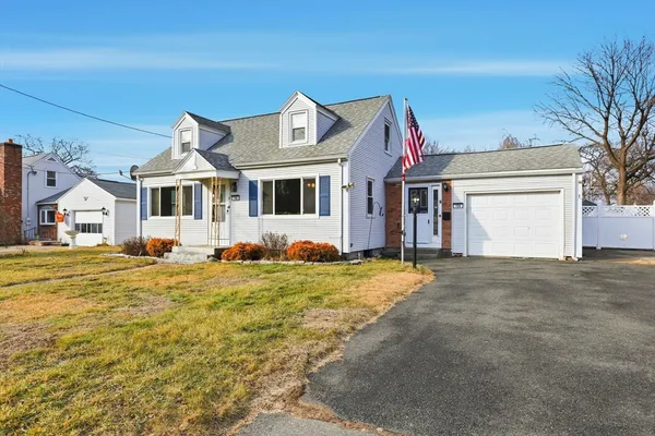 $317,900 | 104 Chateaugay Street, Chicopee, MA 01020