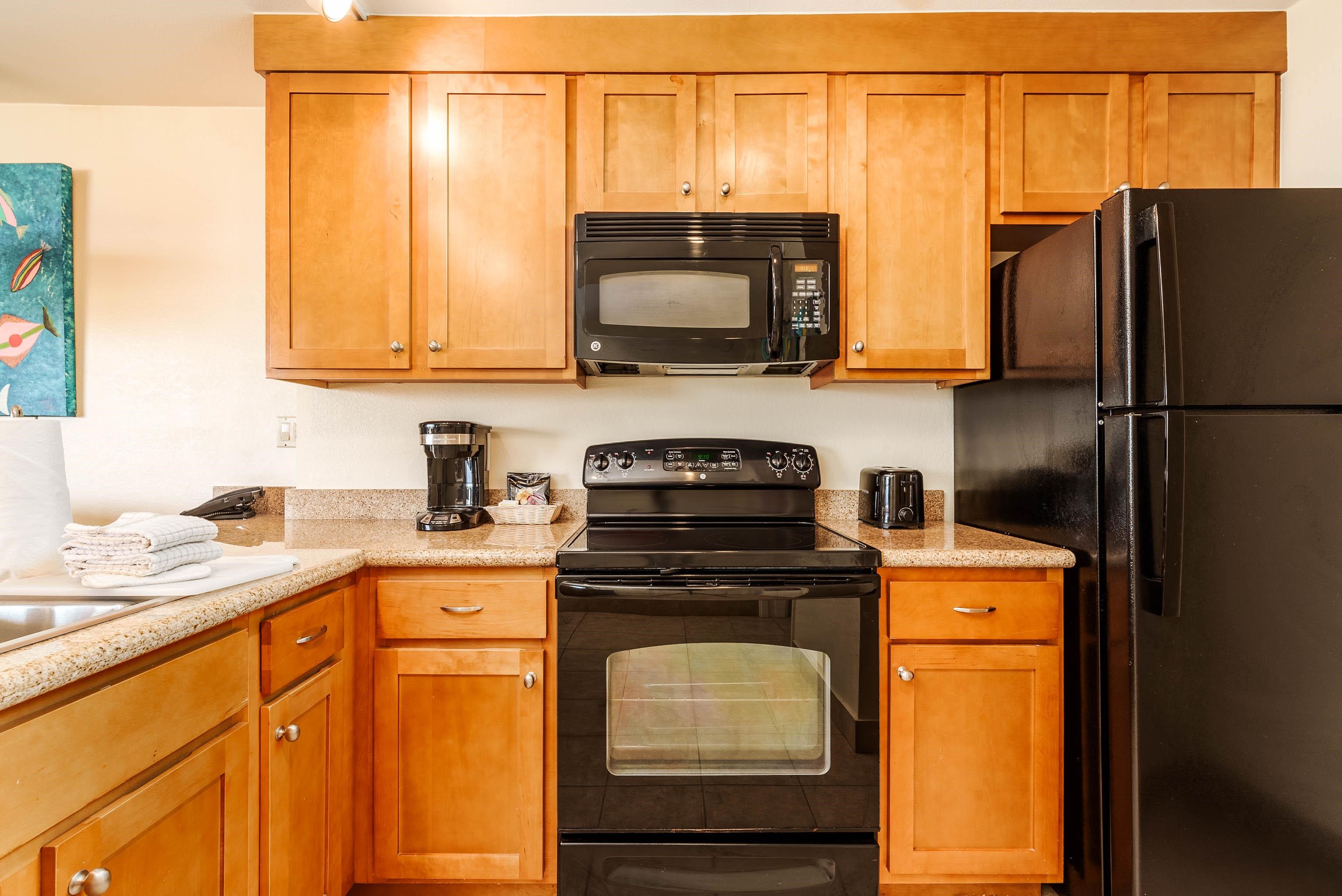 3445 Lower Honoapiilani Road, Unit 709 Lahaina, HI 96761 - Photo 17 of 40 Gallery Image 17