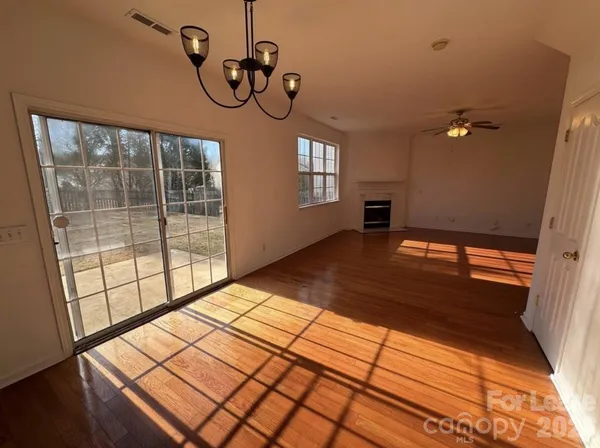$2,345 | 9920 Forest Run Lane, Charlotte, NC 28277