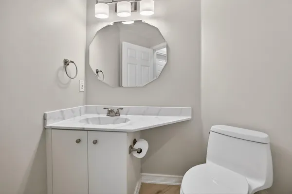 $3,750 | 7524 Northwest 1st Place, Plantation, FL 33317
