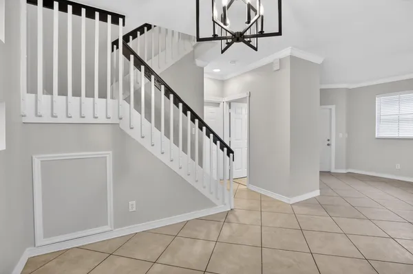 $3,750 | 7524 Northwest 1st Place, Plantation, FL 33317