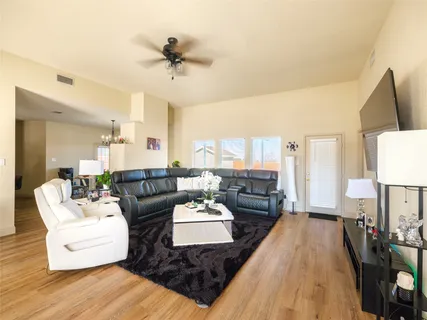 $550,000 | 80 Family Circle, Hutto, TX 78634