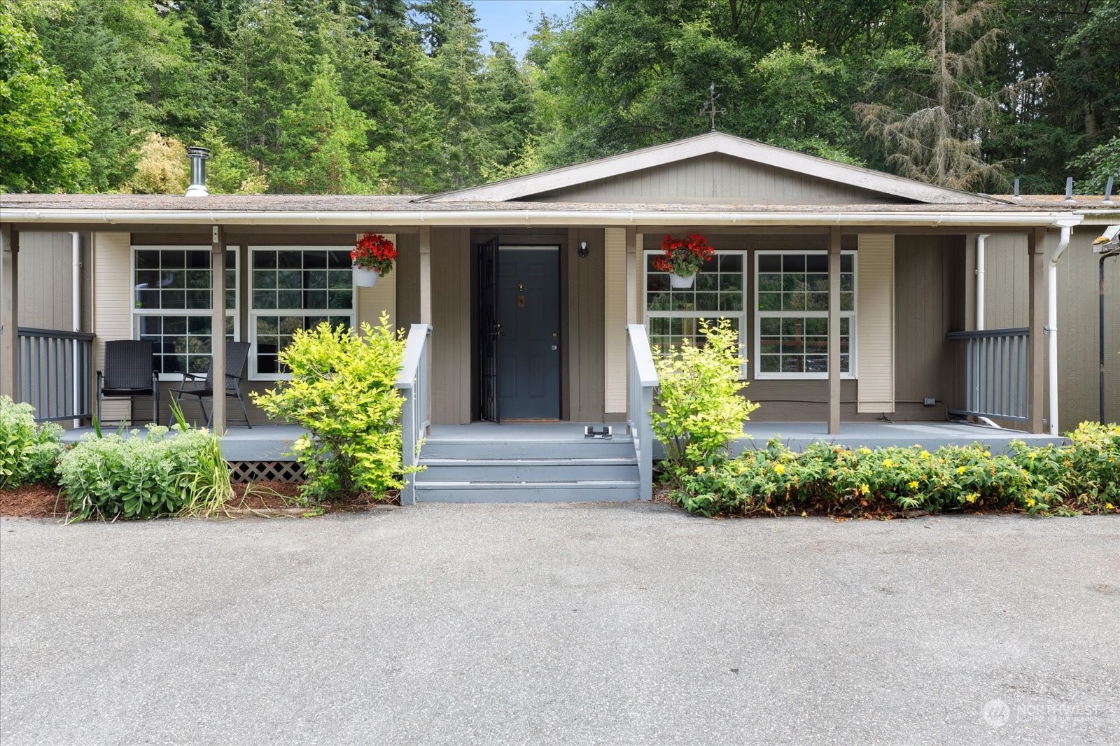 2520 Busby Road Oak Harbor, WA 98277 - Photo 3 of 35 Gallery Image 3