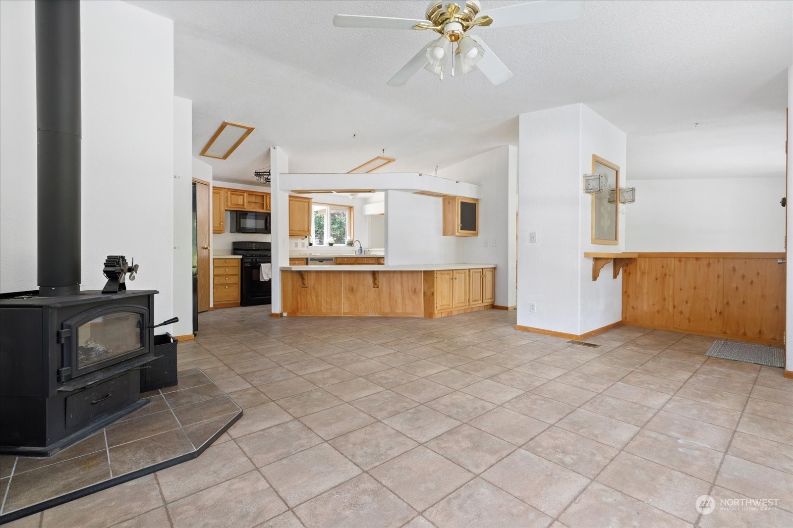 2520 Busby Road Oak Harbor, WA 98277 - Photo 8 of 35 Gallery Image 8