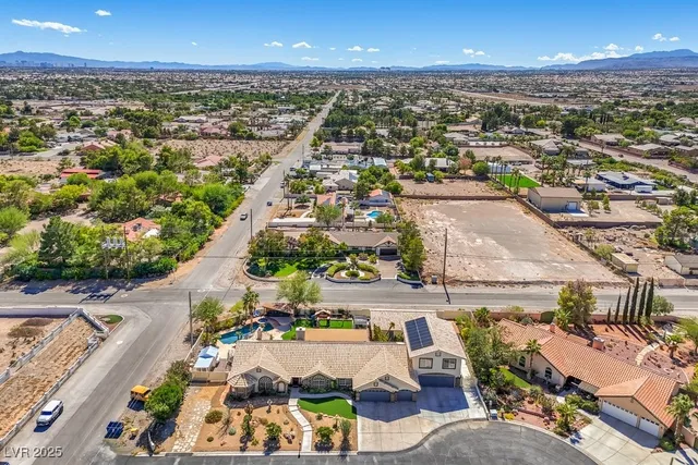 $1,850,000 | 5215 North Riley Street, Las Vegas, NV 89149