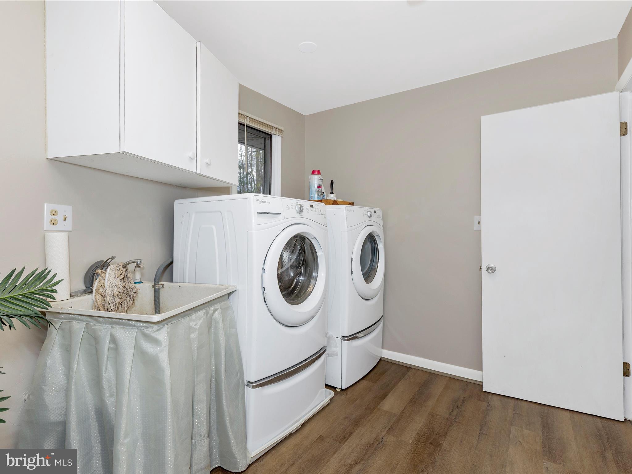 111 Bachmans Valley Road Westminster, MD 21158 - Photo 41 of 97 a utility room with dryer and washer