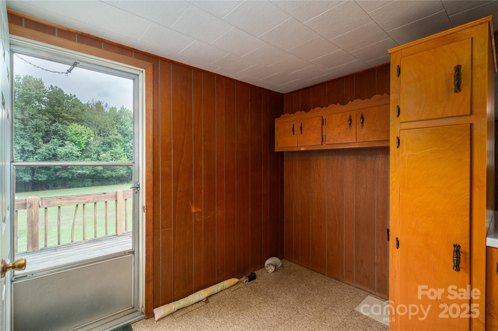 2320 Claremont Road Newton, NC 28658 - Photo 11 of 30