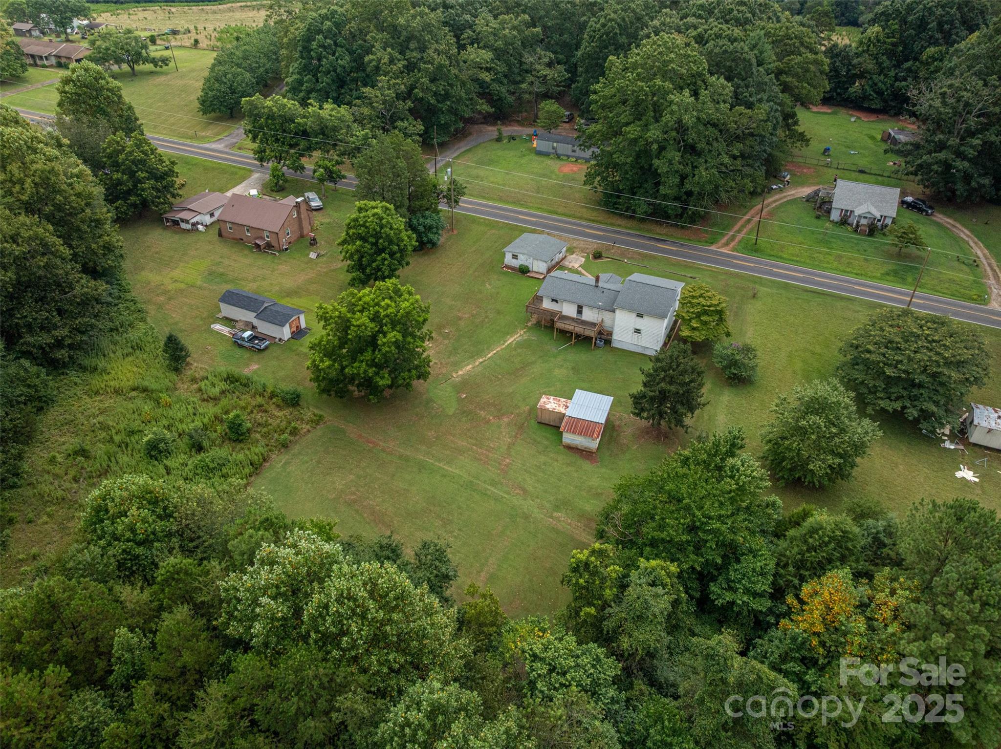 2320 Claremont Road Newton, NC 28658 - Photo 28 of 30