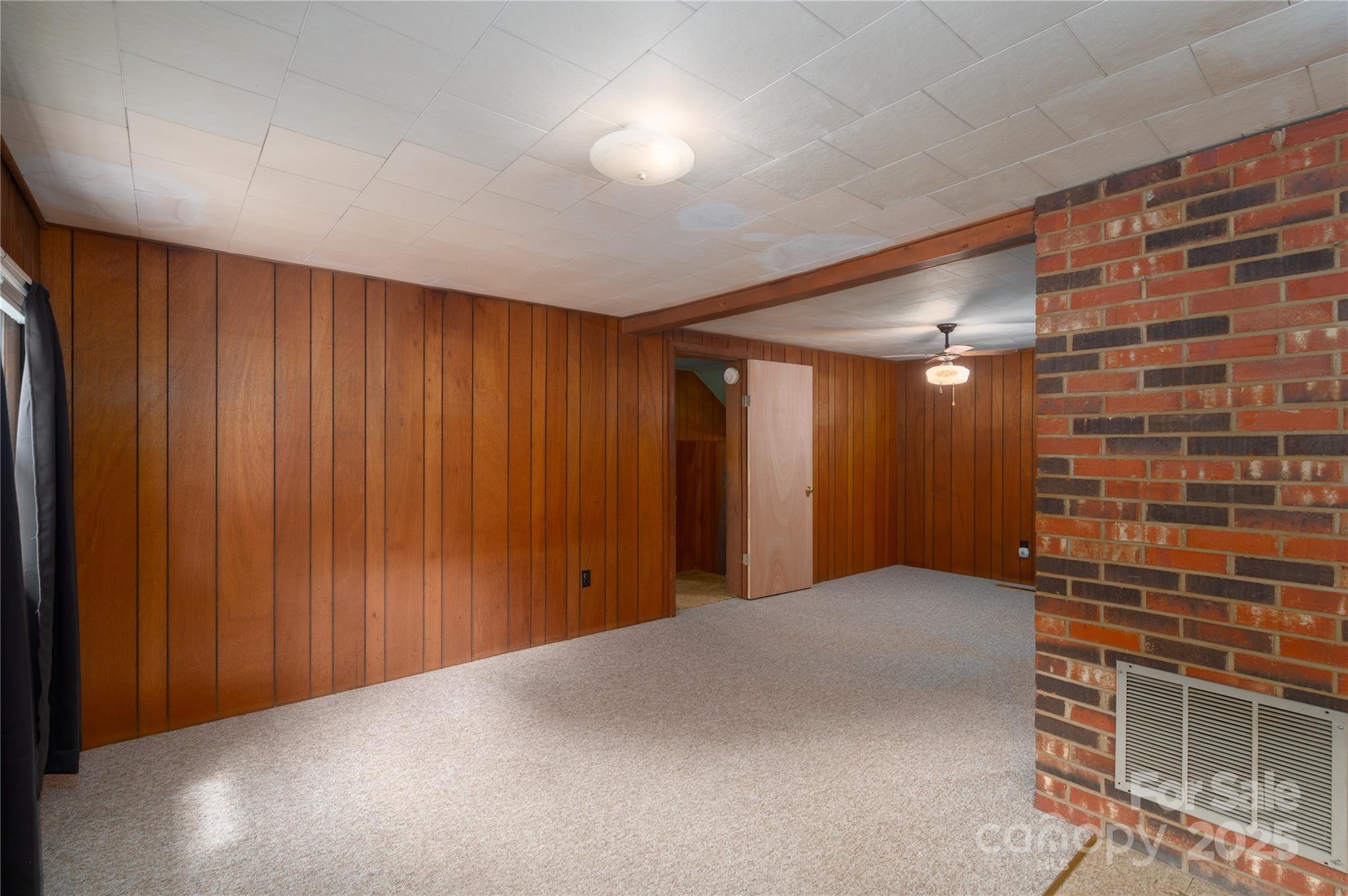 2320 Claremont Road Newton, NC 28658 - Photo 3 of 30