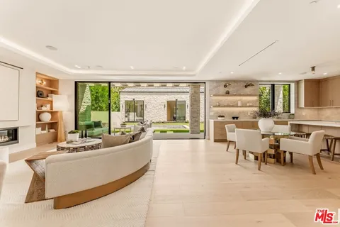 $3,899,000 | 4630 Saloma Avenue, Sherman Oaks, CA 91403