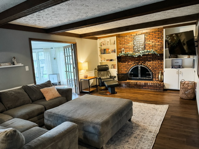8552 Trails Run Road Indianapolis, IN 46217 - Photo 8 of 22 Gallery Image 8