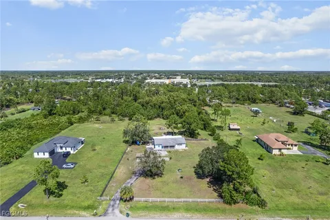 $495,000 | 4121 16th Avenue Northeast, Naples, FL 34120