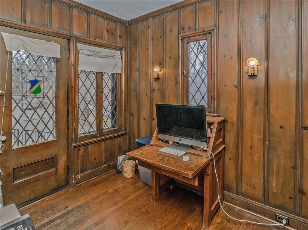 1240 Murdoch Road Pittsburgh, PA 15217 - Photo 14 of 25 Gallery Image 14