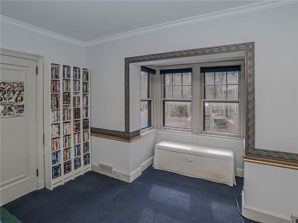 1240 Murdoch Road Pittsburgh, PA 15217 - Photo 16 of 25 Gallery Image 16